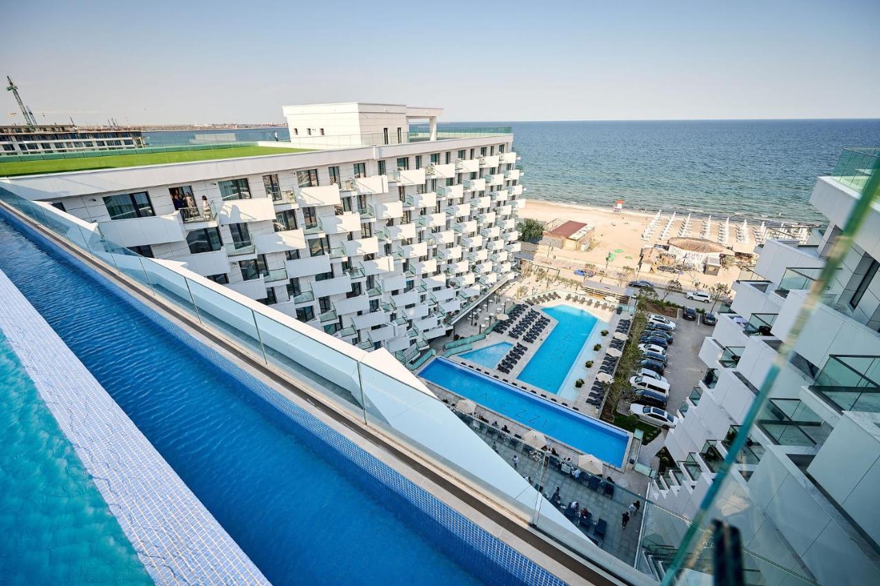 Mg Brothers Apartment In Infinity Beach Resort Mamaia Dış mekan fotoğraf